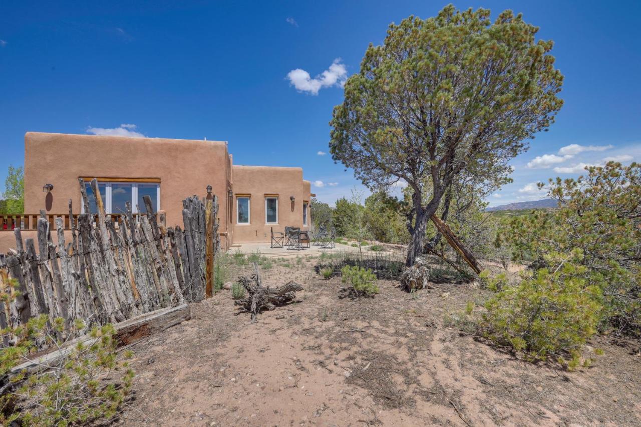 Casa Al Reves Pueblo-Style House With Views! Villa Santa Fe Exterior photo