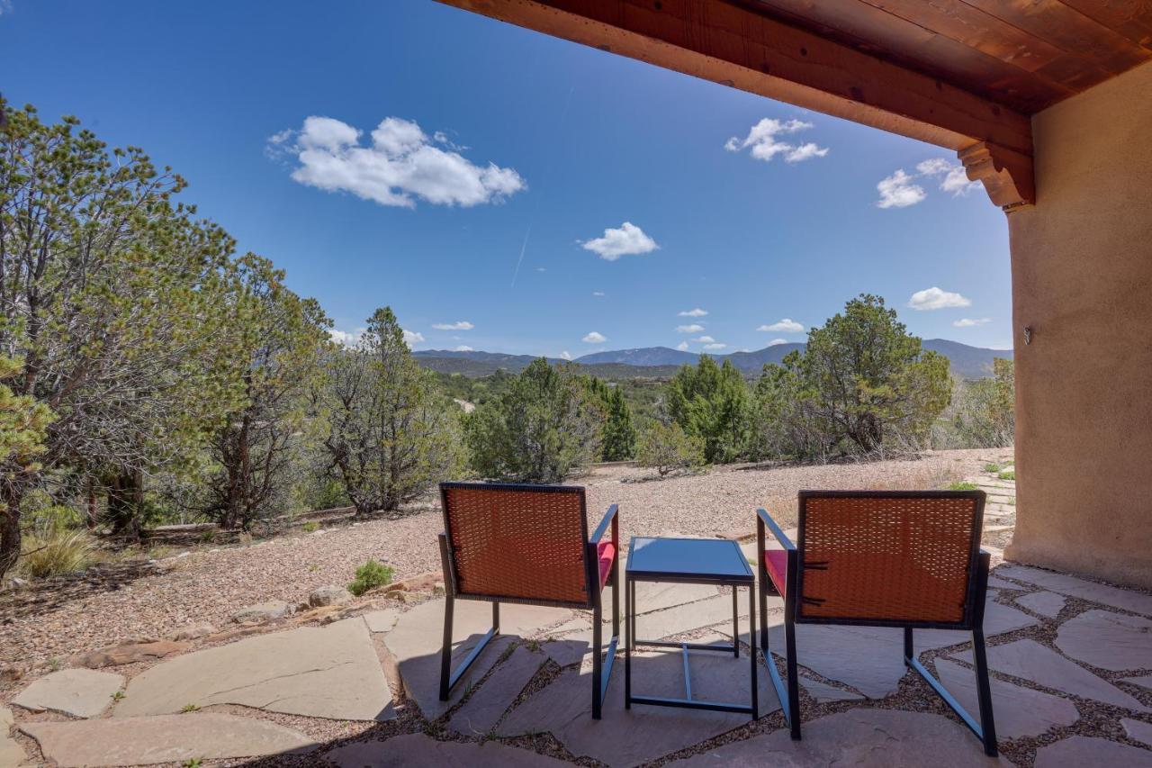 Casa Al Reves Pueblo-Style House With Views! Villa Santa Fe Exterior photo